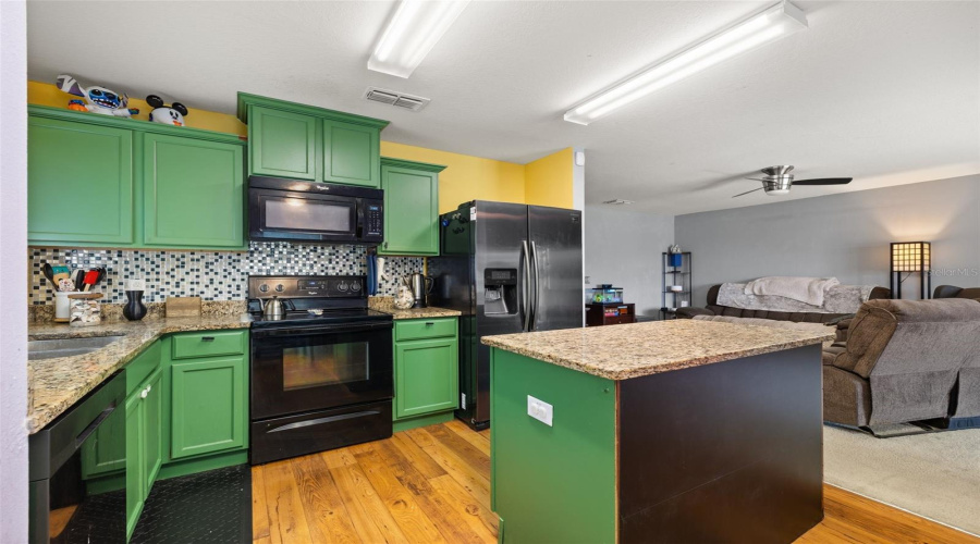 Haines City, Florida 33844, 3 Bedroom Bedrooms, ,2 Bathroombathrooms,Residential,For Sale,Woodlark,0,Mfrs5154284