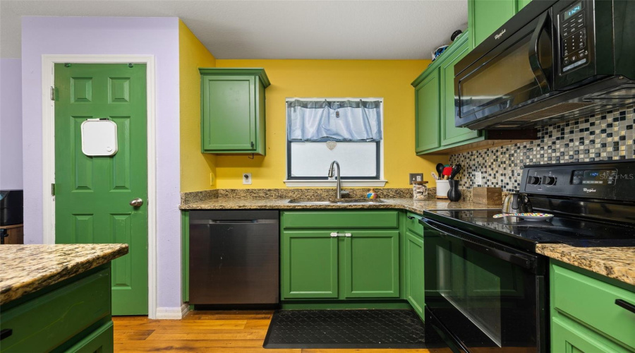 Haines City, Florida 33844, 3 Bedroom Bedrooms, ,2 Bathroombathrooms,Residential,For Sale,Woodlark,0,Mfrs5154284