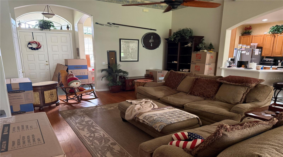Orlando, Florida 32828, 3 Bedroom Bedrooms, ,2 Bathroombathrooms,Residential,For Sale,Dover Forest,0,Mfro6436780