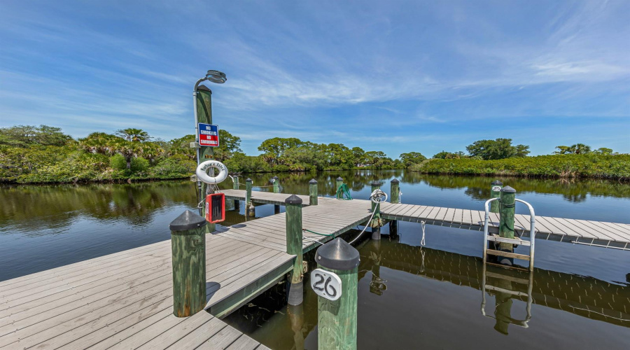 Docks/Marina