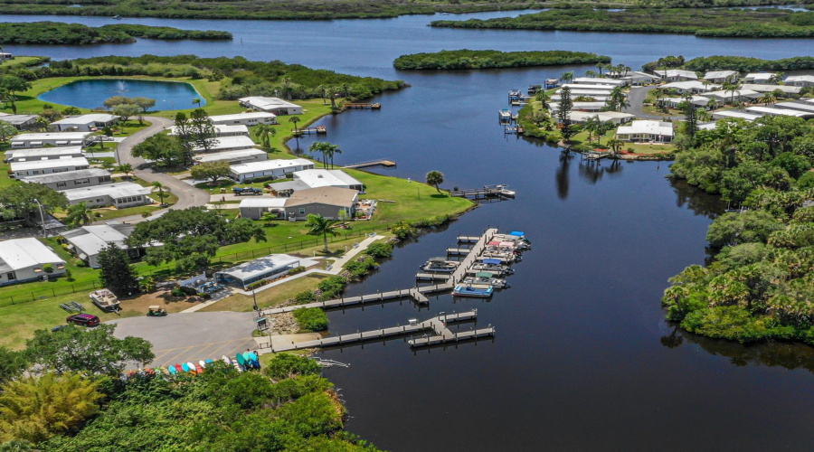 North Port, Florida 34287, 2 Bedroom Bedrooms, ,2 Bathroombathrooms,Residential,For Sale,Lakeview,0,Mfrn6144056