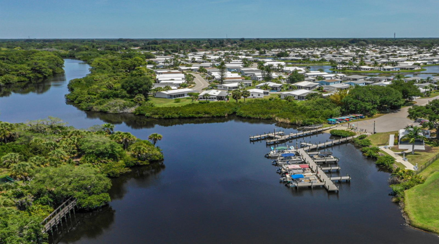 North Port, Florida 34287, 2 Bedroom Bedrooms, ,2 Bathroombathrooms,Residential,For Sale,Lakeview,0,Mfrn6144056