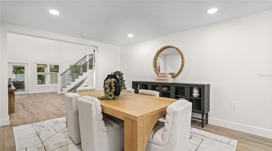Tampa, Florida 33629, 5 Bedroom Bedrooms, ,5 Bathroombathrooms,Residential,For Sale,Browning,0,Mfrtb8525250