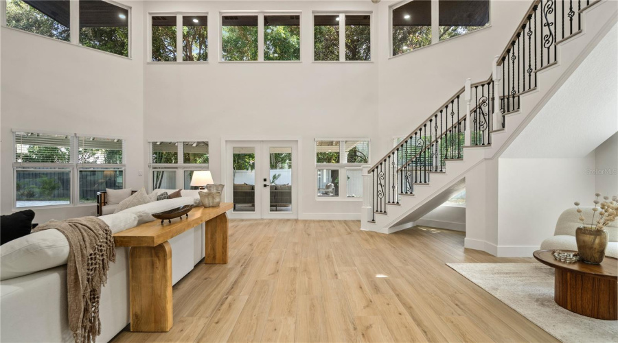 Tampa, Florida 33629, 5 Bedroom Bedrooms, ,5 Bathroombathrooms,Residential,For Sale,Browning,0,Mfrtb8525250