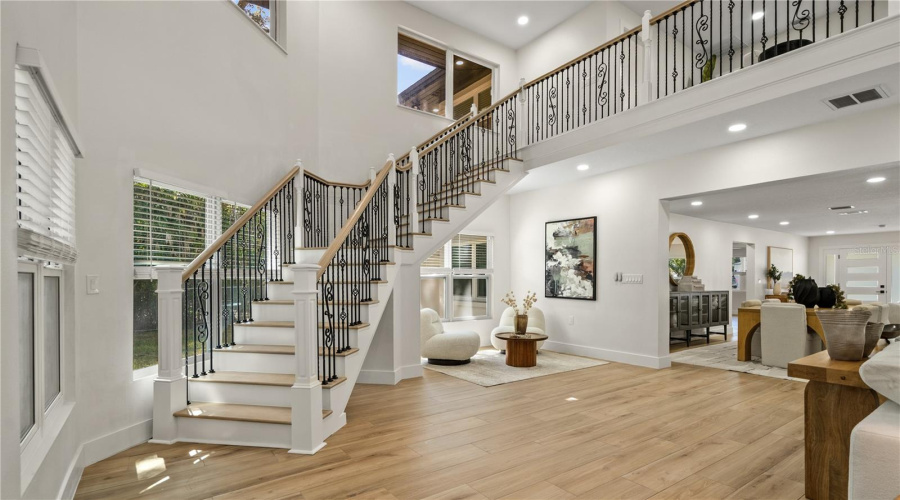 Tampa, Florida 33629, 5 Bedroom Bedrooms, ,5 Bathroombathrooms,Residential,For Sale,Browning,0,Mfrtb8525250