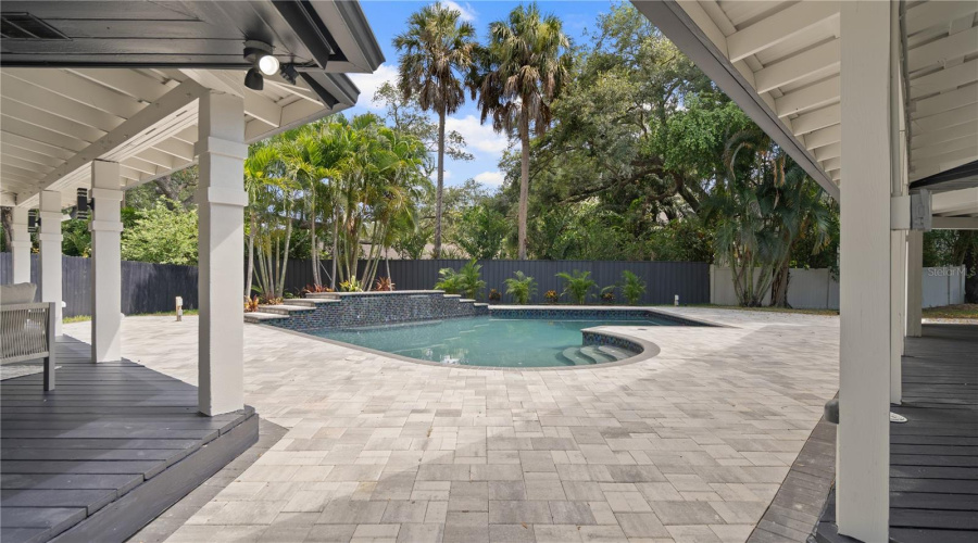 Tampa, Florida 33629, 5 Bedroom Bedrooms, ,5 Bathroombathrooms,Residential,For Sale,Browning,0,Mfrtb8525250