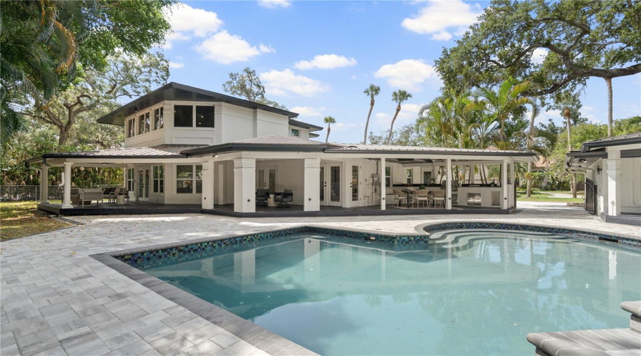 Tampa, Florida 33629, 5 Bedroom Bedrooms, ,5 Bathroombathrooms,Residential,For Sale,Browning,0,Mfrtb8525250