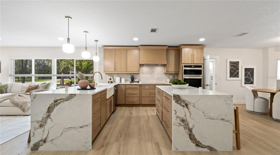 Tampa, Florida 33629, 5 Bedroom Bedrooms, ,5 Bathroombathrooms,Residential,For Sale,Browning,0,Mfrtb8525250