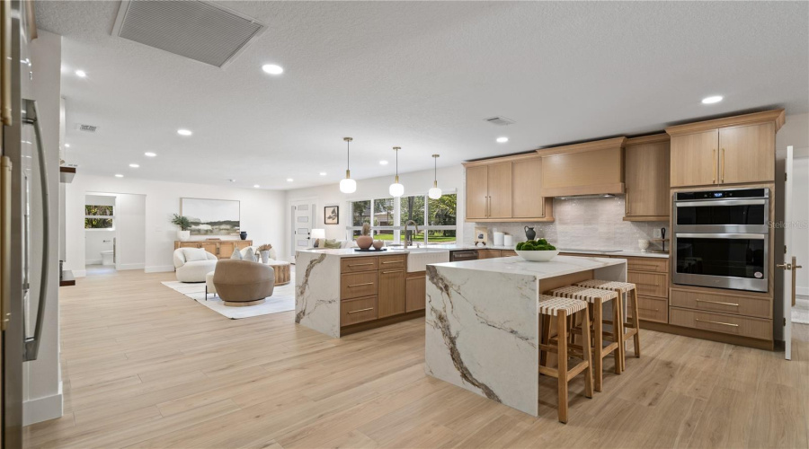 Tampa, Florida 33629, 5 Bedroom Bedrooms, ,5 Bathroombathrooms,Residential,For Sale,Browning,0,Mfrtb8525250