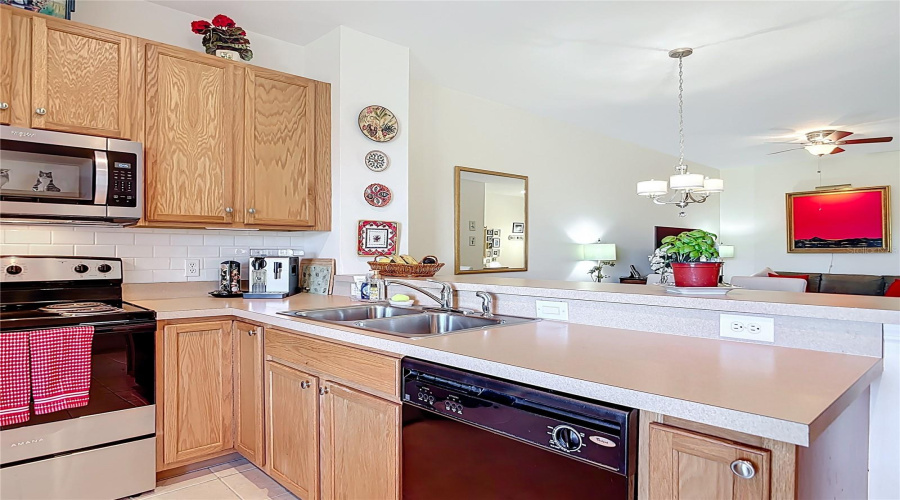 North Port, Florida 34289, 2 Bedroom Bedrooms, ,2 Bathroombathrooms,Residential,For Sale,Jonah,0,Mfra4702987