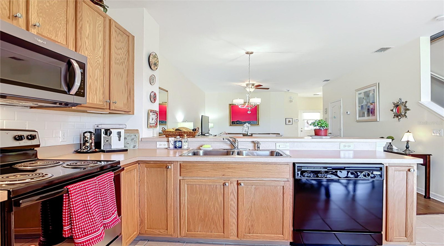 North Port, Florida 34289, 2 Bedroom Bedrooms, ,2 Bathroombathrooms,Residential,For Sale,Jonah,0,Mfra4702987