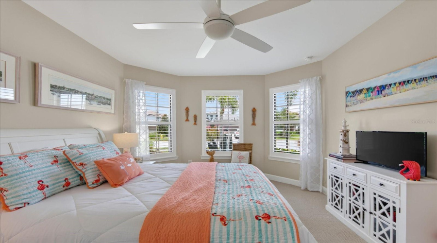 Bradenton, Florida 34202, 2 Bedroom Bedrooms, ,2 Bathroombathrooms,Residential,For Sale,Viola,0,Mfra4702702