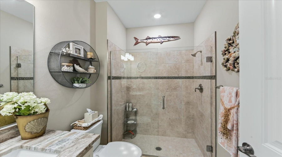 Bradenton, Florida 34202, 2 Bedroom Bedrooms, ,2 Bathroombathrooms,Residential,For Sale,Viola,0,Mfra4702702