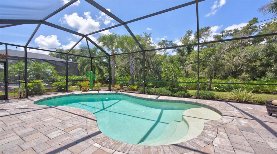 Bradenton, Florida 34202, 2 Bedroom Bedrooms, ,2 Bathroombathrooms,Residential,For Sale,Viola,0,Mfra4702702