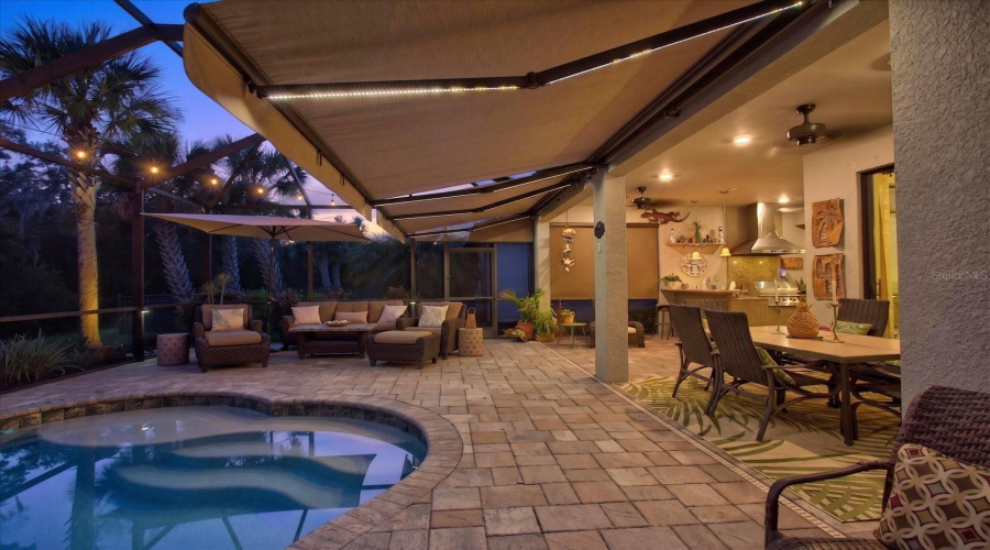 Bradenton, Florida 34202, 2 Bedroom Bedrooms, ,2 Bathroombathrooms,Residential,For Sale,Viola,0,Mfra4702702
