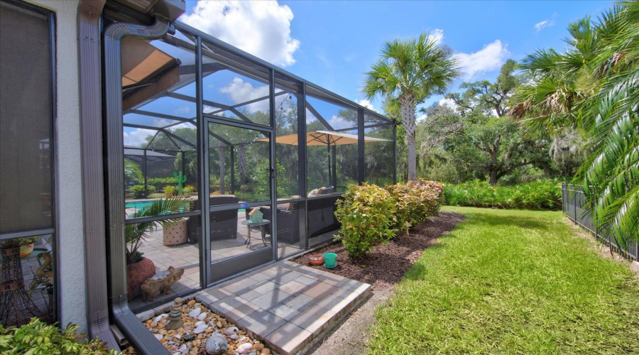 Bradenton, Florida 34202, 2 Bedroom Bedrooms, ,2 Bathroombathrooms,Residential,For Sale,Viola,0,Mfra4702702
