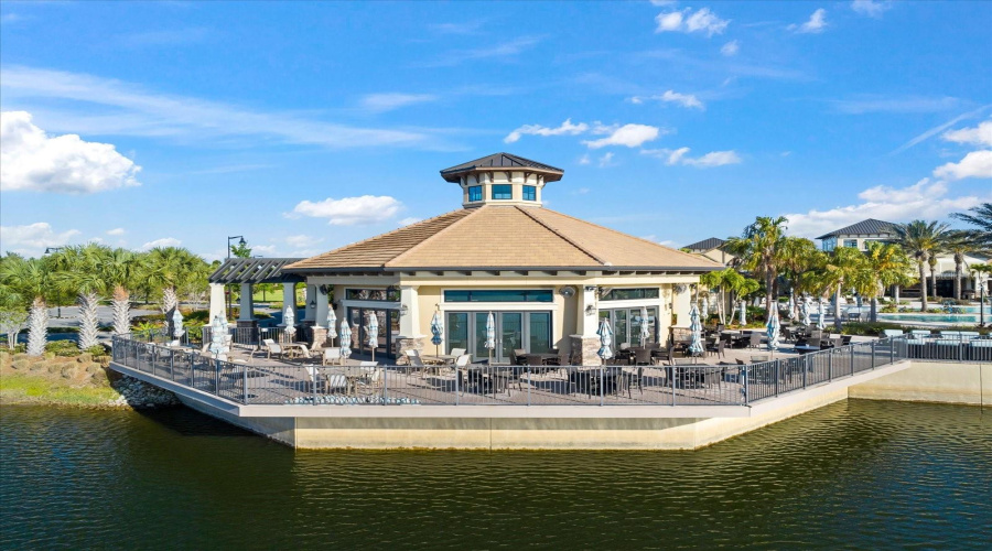Bradenton, Florida 34202, 2 Bedroom Bedrooms, ,2 Bathroombathrooms,Residential,For Sale,Viola,0,Mfra4702702