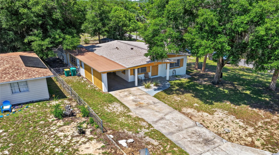 Eustis, Florida 32726, 3 Bedroom Bedrooms, ,2 Bathroombathrooms,Residential,For Sale,Gottsche,0,Mfro6410377