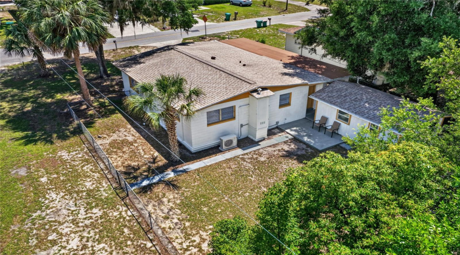 Eustis, Florida 32726, 3 Bedroom Bedrooms, ,2 Bathroombathrooms,Residential,For Sale,Gottsche,0,Mfro6410377