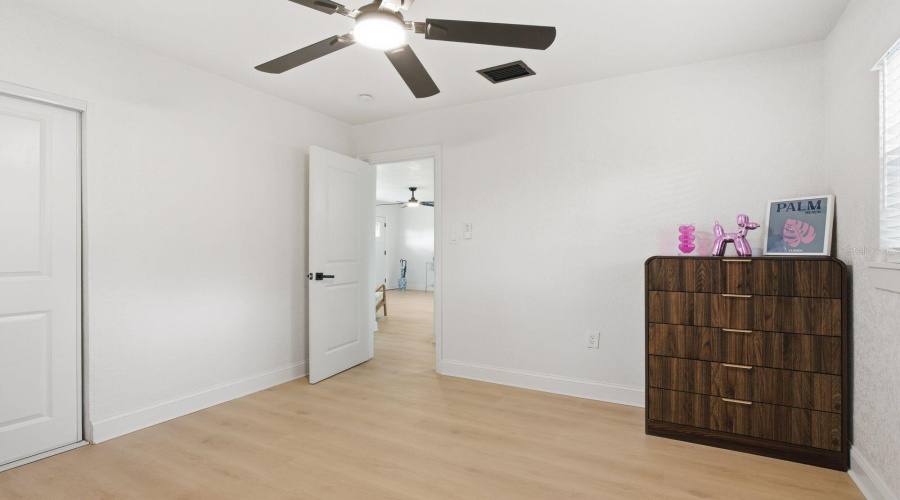 New Port Richey, Florida 34652, 2 Bedroom Bedrooms, ,1 Bathroombathrooms,Residential,For Sale,Berkley,0,Mfro6433985