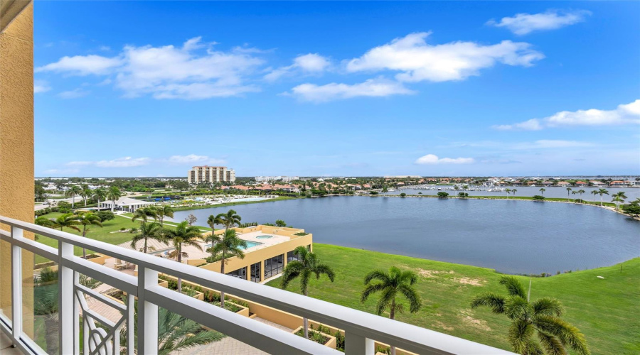 Palmetto, Florida 34221, 2 Bedroom Bedrooms, ,2 Bathroombathrooms,Residential,For Sale,Riviera Dunes,0,Mfrtb8538077