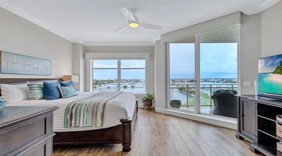 Palmetto, Florida 34221, 2 Bedroom Bedrooms, ,2 Bathroombathrooms,Residential,For Sale,Riviera Dunes,0,Mfrtb8538077