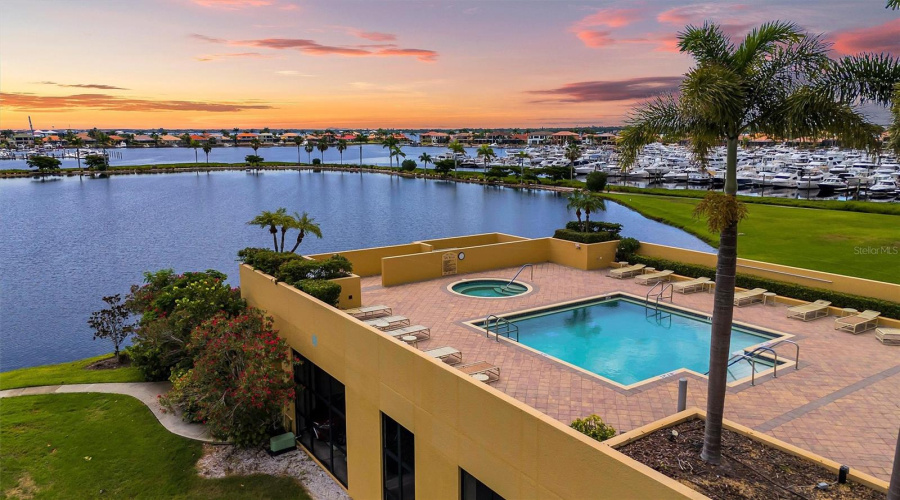 Palmetto, Florida 34221, 2 Bedroom Bedrooms, ,2 Bathroombathrooms,Residential,For Sale,Riviera Dunes,0,Mfrtb8538077