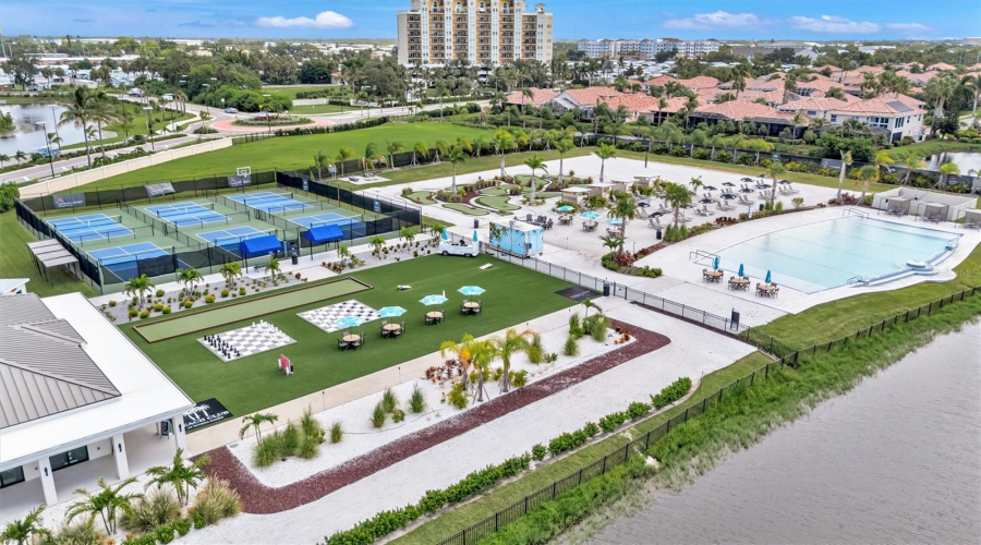 Palmetto, Florida 34221, 2 Bedroom Bedrooms, ,2 Bathroombathrooms,Residential,For Sale,Riviera Dunes,0,Mfrtb8538077