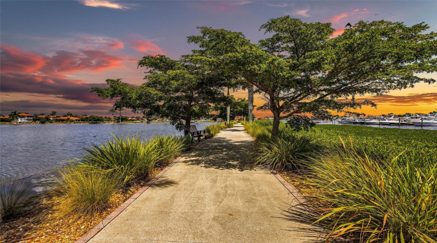 Palmetto, Florida 34221, 2 Bedroom Bedrooms, ,2 Bathroombathrooms,Residential,For Sale,Riviera Dunes,0,Mfrtb8538077