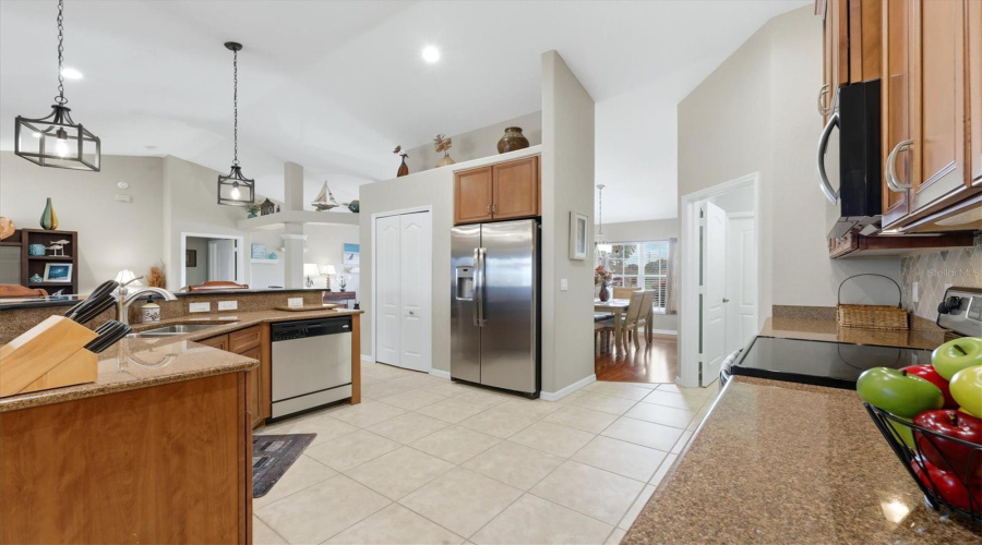 Rotonda West, Florida 33947, 3 Bedroom Bedrooms, ,2 Bathroombathrooms,Residential,For Sale,Rotonda,0,Mfrd6146699