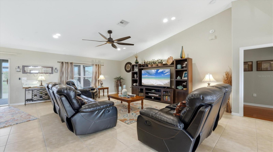 Rotonda West, Florida 33947, 3 Bedroom Bedrooms, ,2 Bathroombathrooms,Residential,For Sale,Rotonda,0,Mfrd6146699