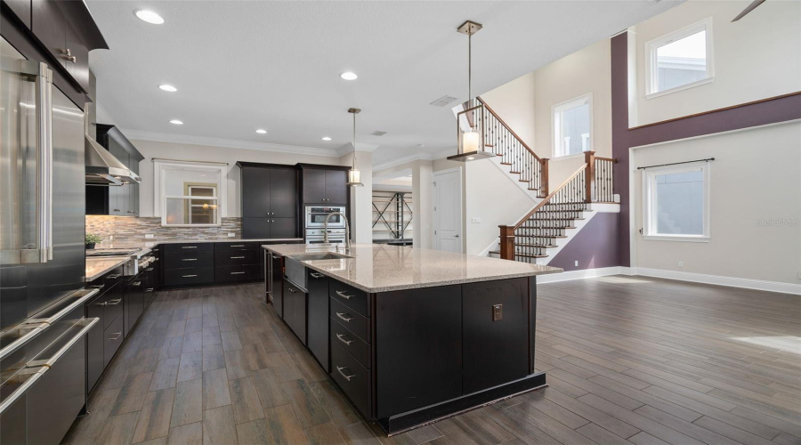 Orlando, Florida 32827, 5 Bedroom Bedrooms, ,4 Bathroombathrooms,Residential,For Sale,Becker,0,Mfrs5153376