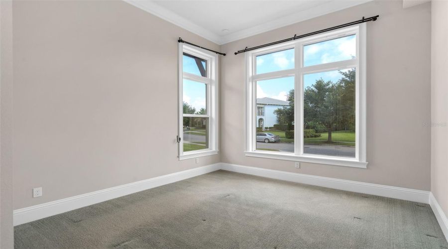 Orlando, Florida 32827, 5 Bedroom Bedrooms, ,4 Bathroombathrooms,Residential,For Sale,Becker,0,Mfrs5153376