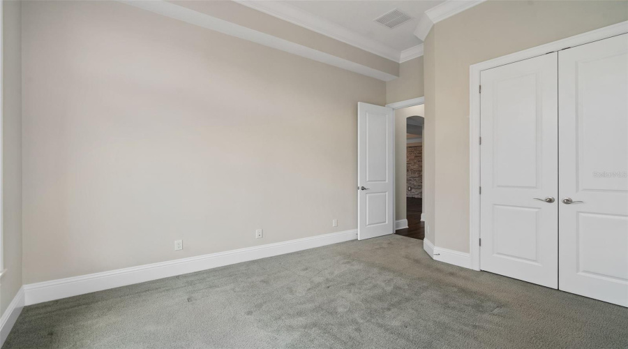 Orlando, Florida 32827, 5 Bedroom Bedrooms, ,4 Bathroombathrooms,Residential,For Sale,Becker,0,Mfrs5153376