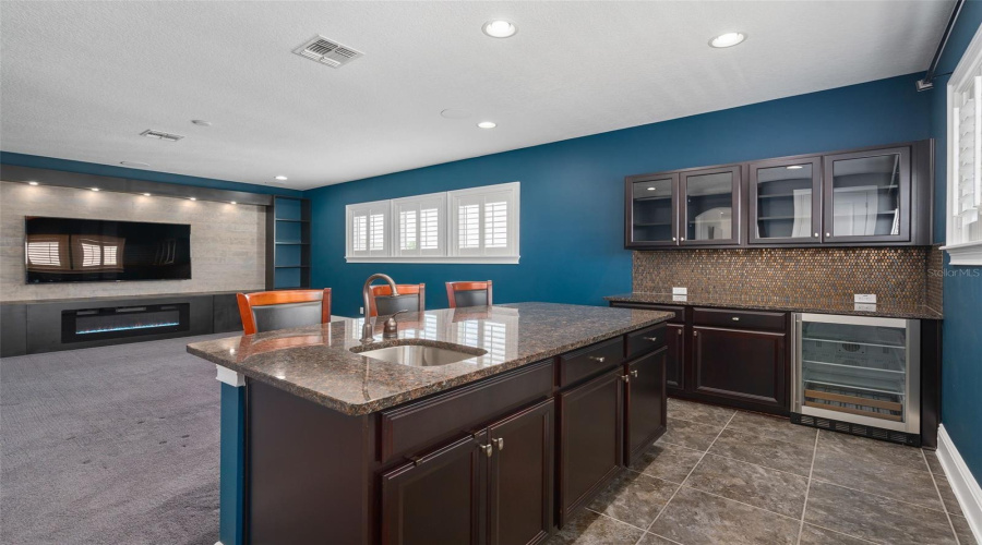 Orlando, Florida 32827, 5 Bedroom Bedrooms, ,4 Bathroombathrooms,Residential,For Sale,Becker,0,Mfrs5153376