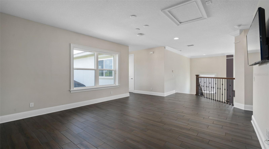 Orlando, Florida 32827, 5 Bedroom Bedrooms, ,4 Bathroombathrooms,Residential,For Sale,Becker,0,Mfrs5153376