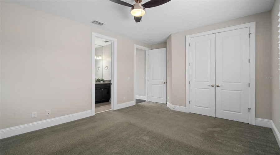 Orlando, Florida 32827, 5 Bedroom Bedrooms, ,4 Bathroombathrooms,Residential,For Sale,Becker,0,Mfrs5153376