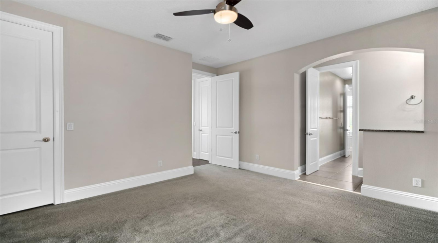 Orlando, Florida 32827, 5 Bedroom Bedrooms, ,4 Bathroombathrooms,Residential,For Sale,Becker,0,Mfrs5153376