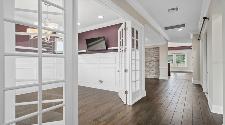 Orlando, Florida 32827, 5 Bedroom Bedrooms, ,4 Bathroombathrooms,Residential,For Sale,Becker,0,Mfrs5153376