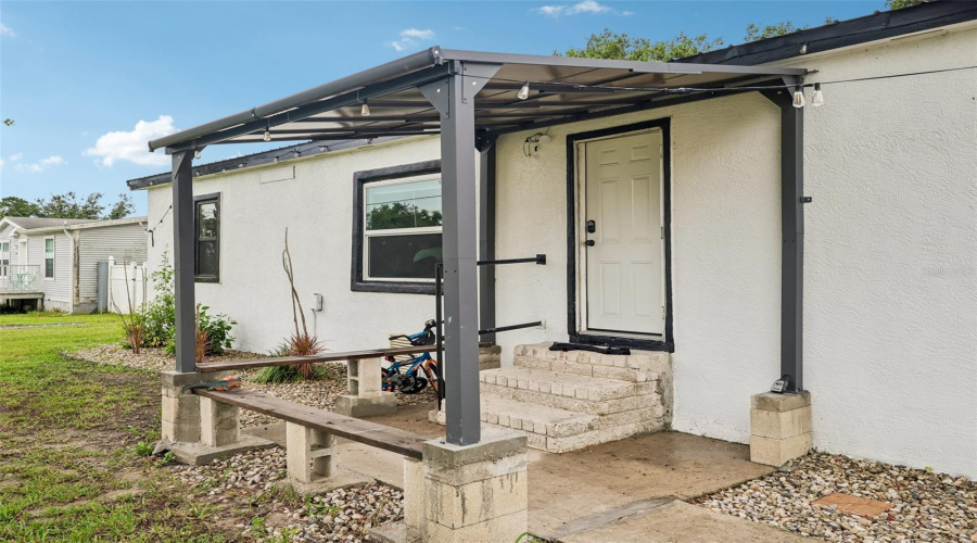 Lakeland, Florida 33810, 3 Bedroom Bedrooms, ,2 Bathroombathrooms,Residential,For Sale,Indian Ridge,0,Mfrtb8533661