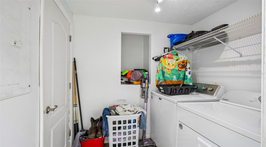 Lakeland, Florida 33810, 3 Bedroom Bedrooms, ,2 Bathroombathrooms,Residential,For Sale,Indian Ridge,0,Mfrtb8533661