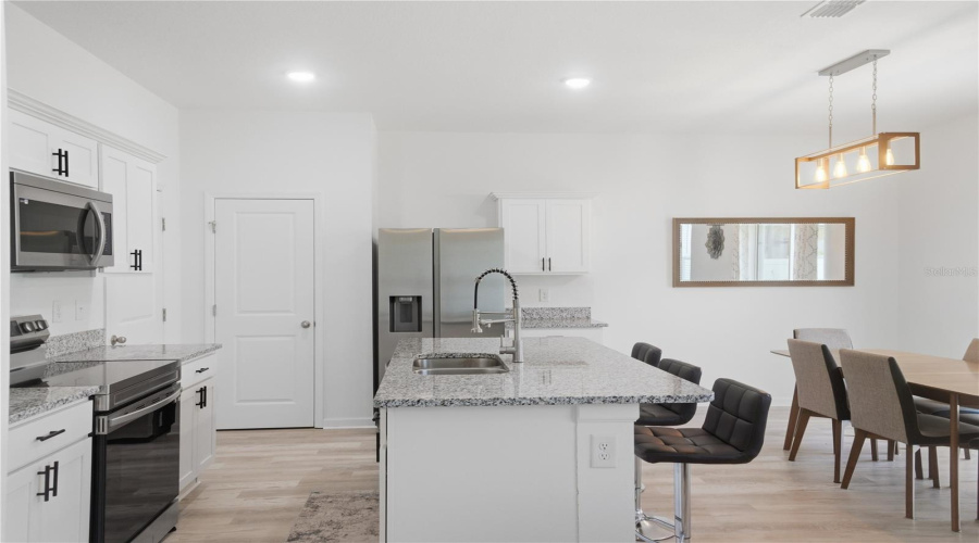 Minneola, Florida 34715, 3 Bedroom Bedrooms, ,2 Bathroombathrooms,Residential,For Sale,Sundance Chase,0,Mfro6405865