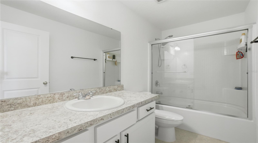 Minneola, Florida 34715, 3 Bedroom Bedrooms, ,2 Bathroombathrooms,Residential,For Sale,Sundance Chase,0,Mfro6405865