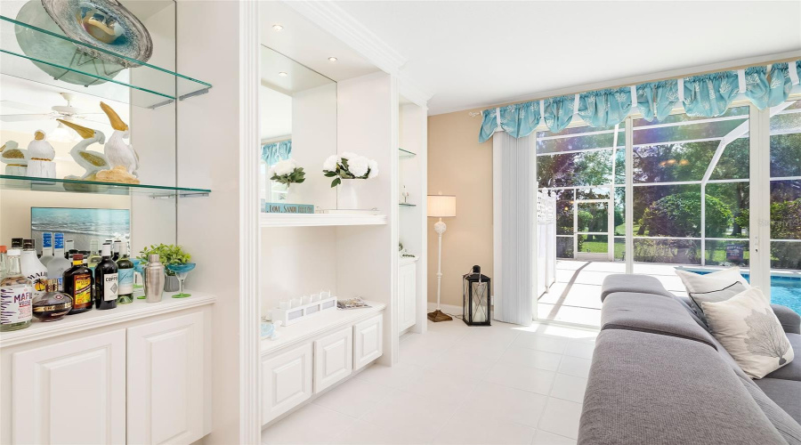 Sarasota, Florida 34238, 3 Bedroom Bedrooms, ,2 Bathroombathrooms,Residential,For Sale,Andora,0,Mfra4702662