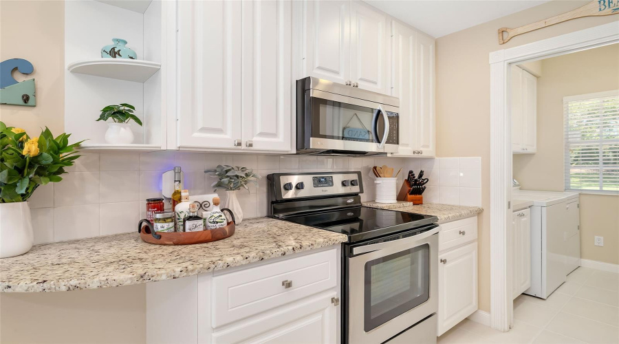 Sarasota, Florida 34238, 3 Bedroom Bedrooms, ,2 Bathroombathrooms,Residential,For Sale,Andora,0,Mfra4702662