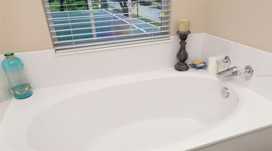 Sarasota, Florida 34238, 3 Bedroom Bedrooms, ,2 Bathroombathrooms,Residential,For Sale,Andora,0,Mfra4702662
