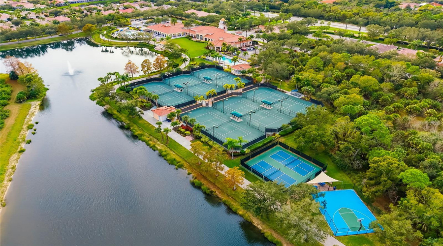 Sarasota, Florida 34238, 3 Bedroom Bedrooms, ,2 Bathroombathrooms,Residential,For Sale,Andora,0,Mfra4702662