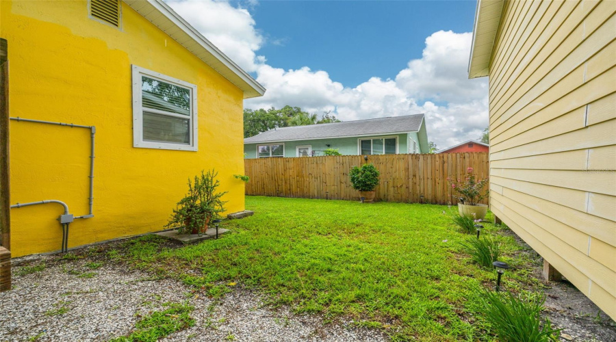 New Port Richey, Florida 34652, 2 Bedroom Bedrooms, ,1 Bathroombathrooms,Residential,For Sale,Casson,0,Mfrtb8532898
