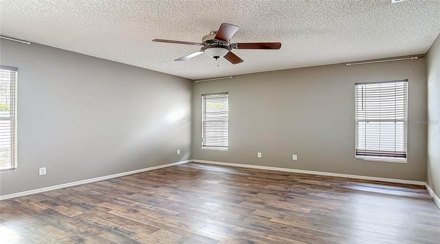 Orange City, Florida 32763, 3 Bedroom Bedrooms, ,2 Bathroombathrooms,Residential,For Sale,Spring Cavern,0,Mfro6348809