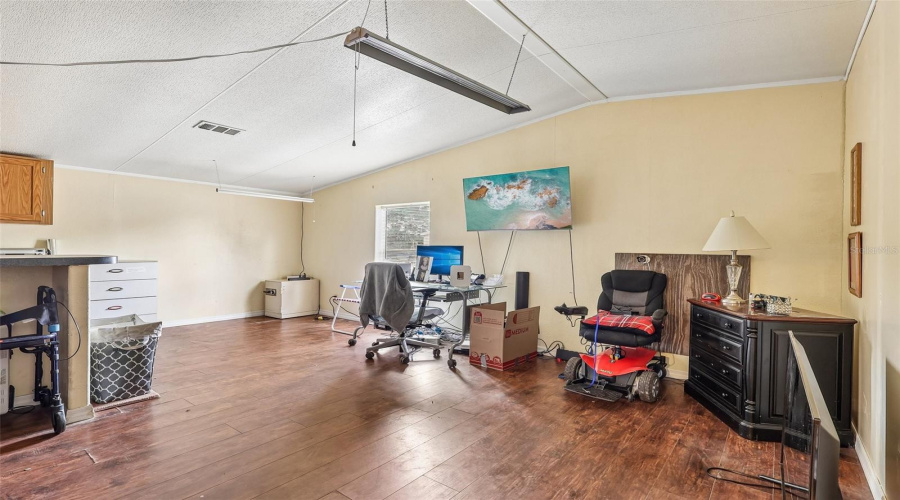 St Cloud, Florida 34773, 5 Bedroom Bedrooms, ,2 Bathroombathrooms,Residential,For Sale,Mercury,0,Mfro6409347